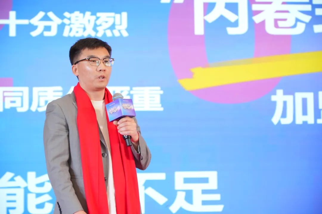 1740554592732544.jpg 12.jpg